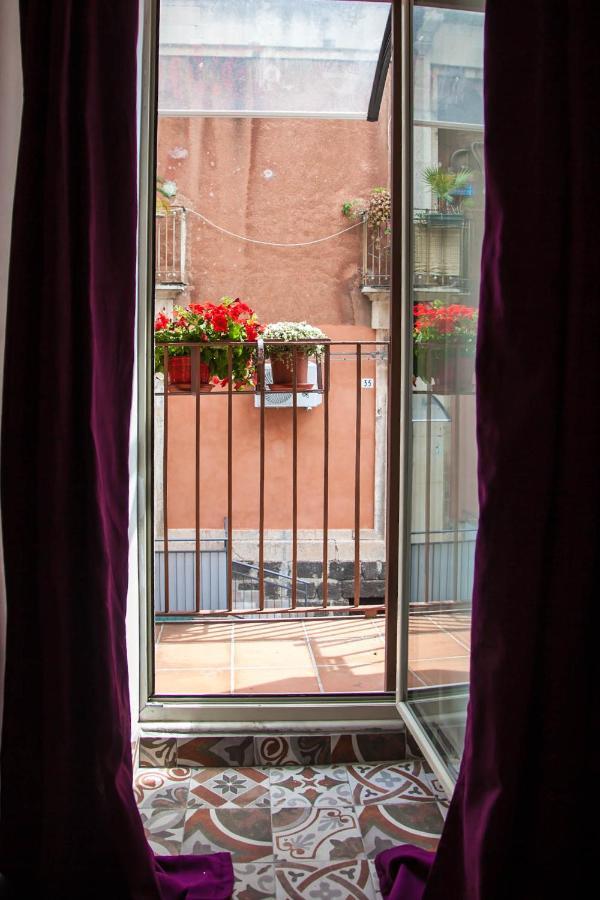 La Casetta In Centro By Sicily In Home Katania Zewnętrze zdjęcie