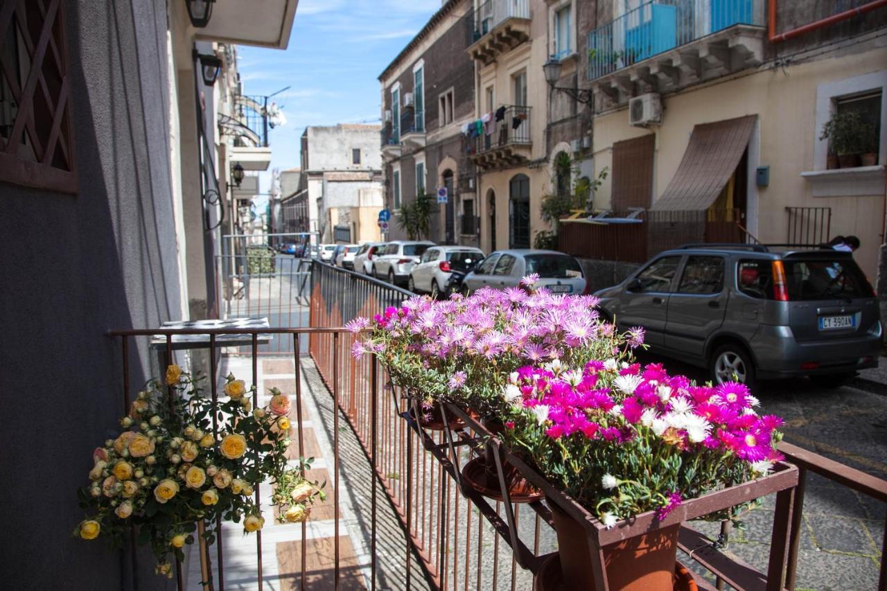La Casetta In Centro By Sicily In Home Katania Zewnętrze zdjęcie