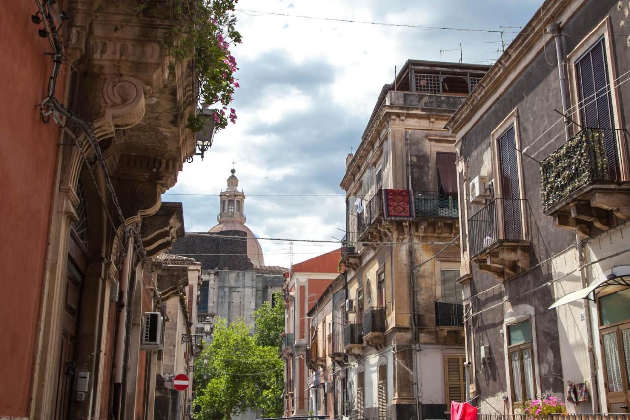 La Casetta In Centro By Sicily In Home Katania Zewnętrze zdjęcie